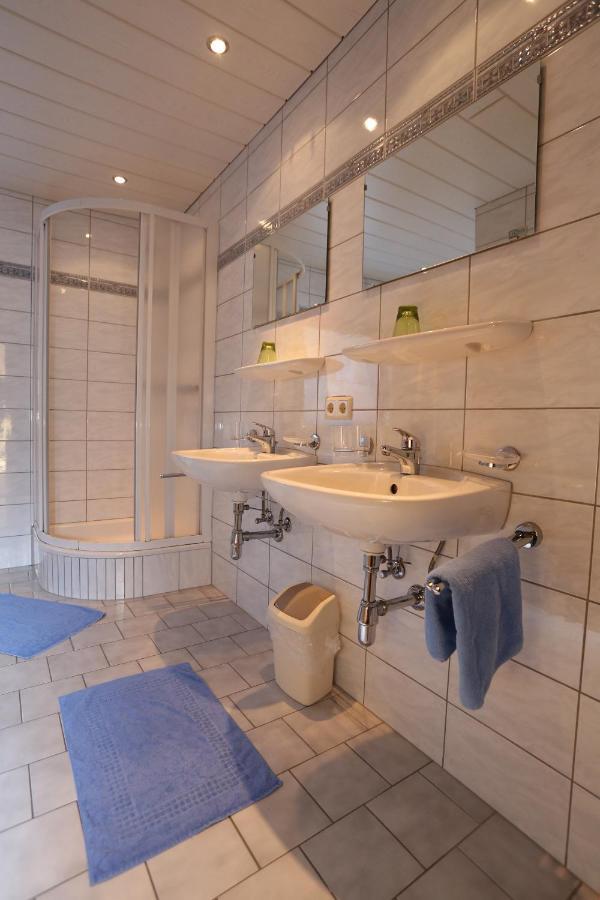 Ferienwohnung Krug เวนส์ ภายนอก รูปภาพ
